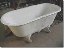 baignoire ancienne en fonte blanche sélection manoir des arômes