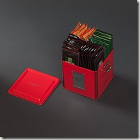 Coffret rouge Cristal de chez Dammann Frères sélectionné par au manoir des arômes